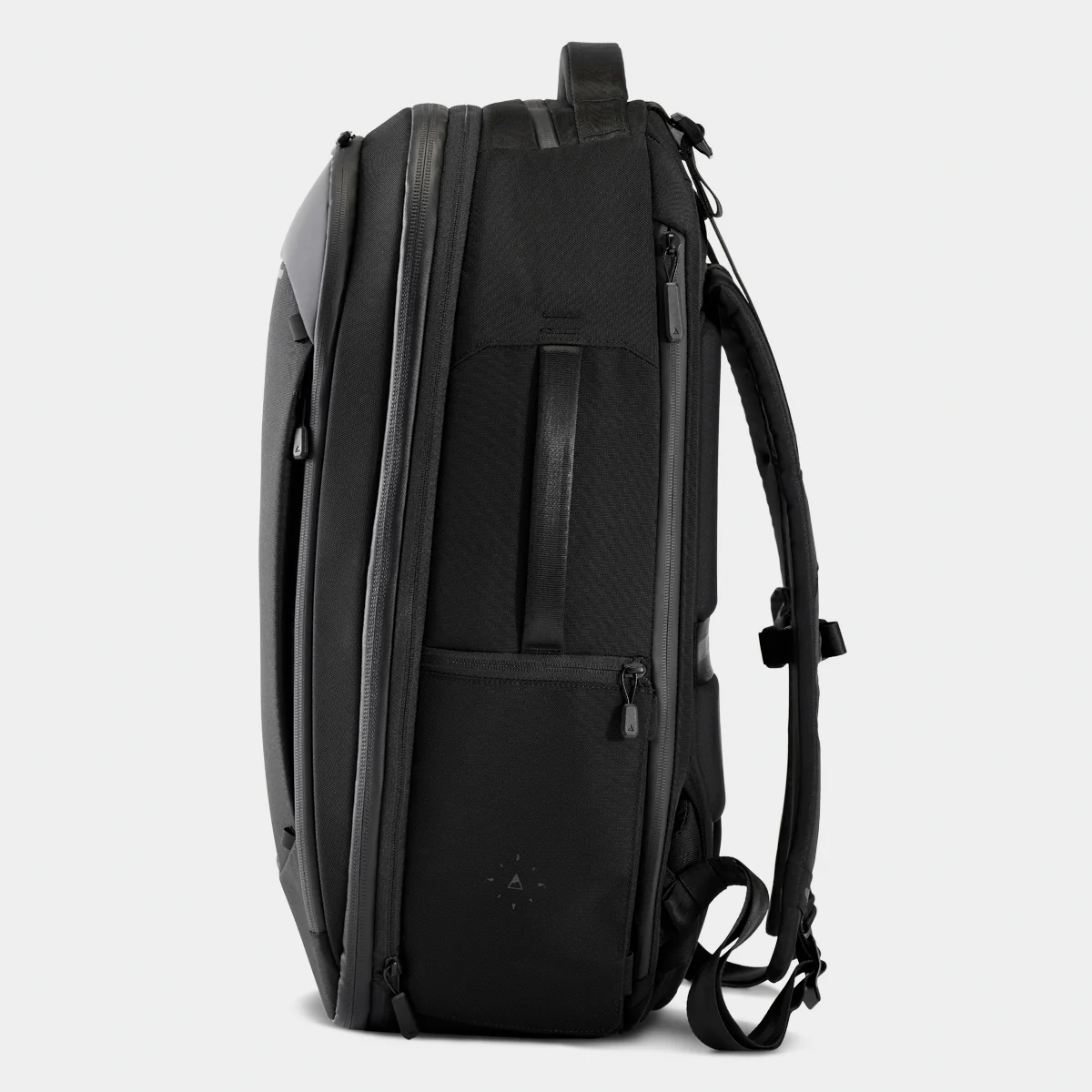 NAVIGATOR TRAVEL BACKPACK 32L - Image 4