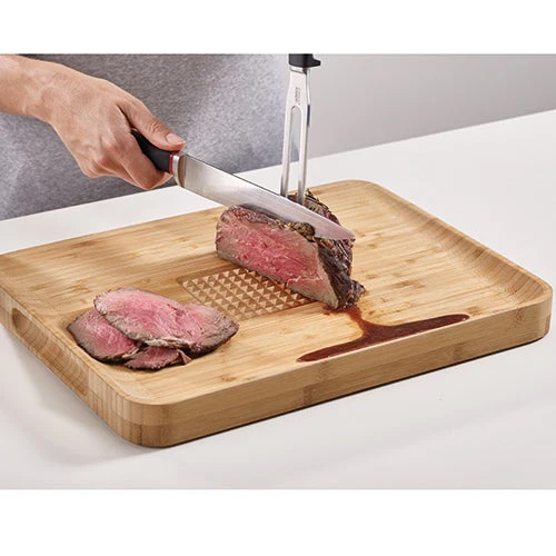 CUT & CARVE BAMBOO CUTTING BOARD