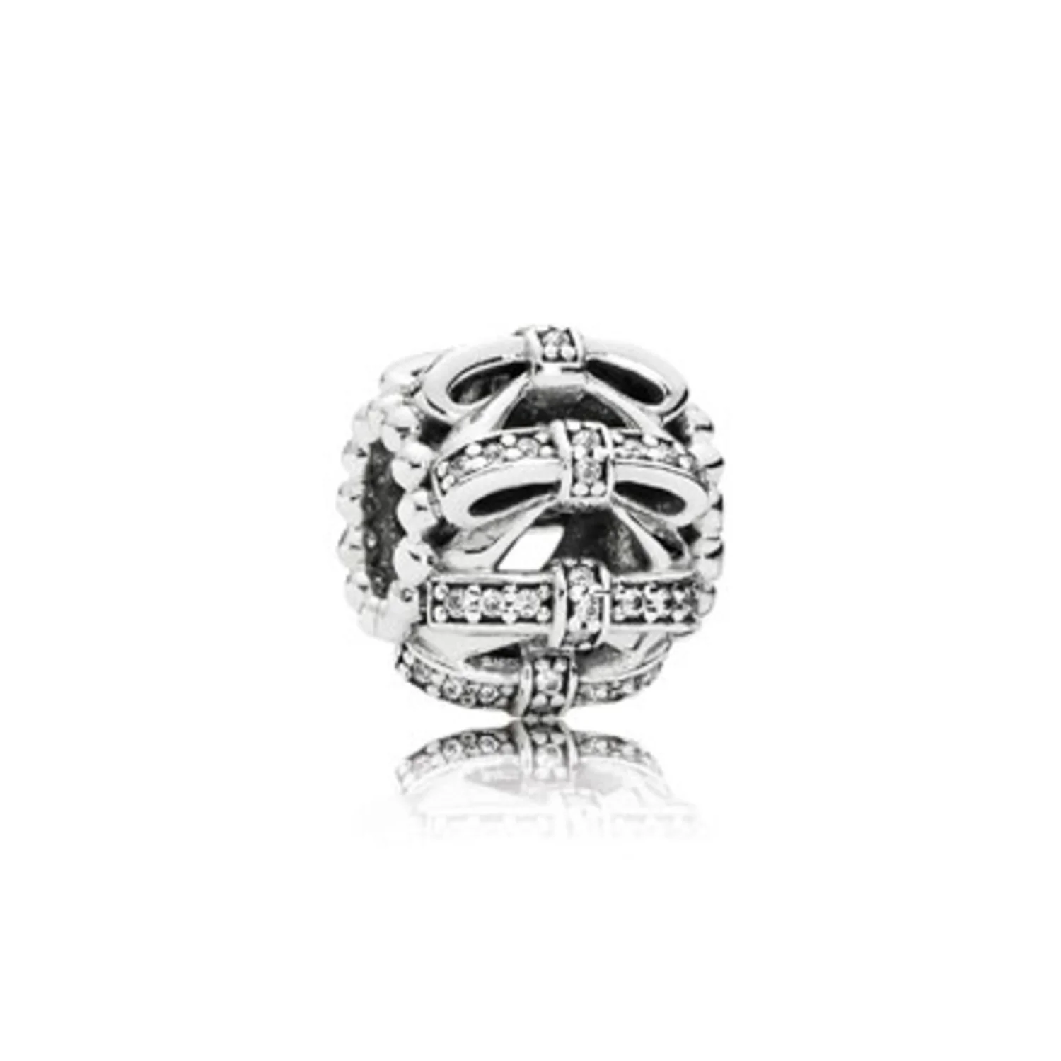 SHIMMERING SENTIMENTS CHARM
